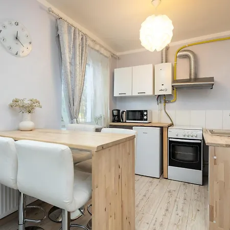 Light, Cozy Appartement